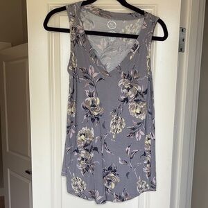Floral V-Neck Tank Top in Gray